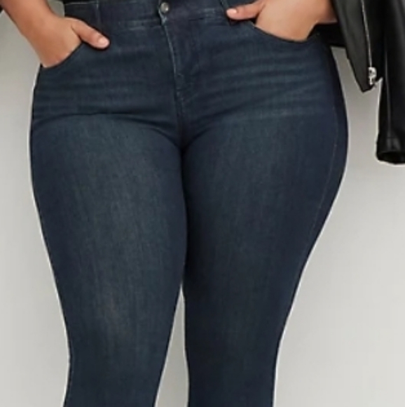 Torrid Bombshell Skinny Jeans - Picture 2 of 3